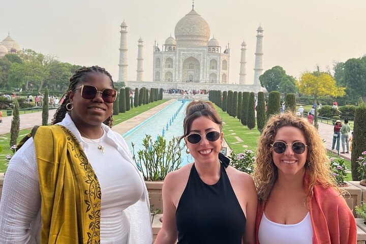 Express Train Taj Mahal Day Tour from Delhi Private Agra Excursion photo 3