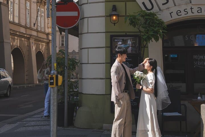 Prague Private Photoshoot: Iconic 90-Minute Walking Session with a Local Photographer photo 2