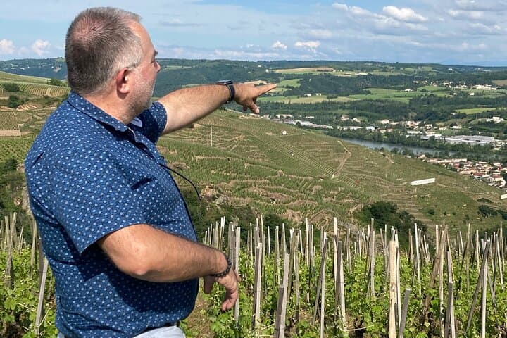 Family Vine Walk: Guided Côte Rôtie Tour with Tasting and Views photo 5