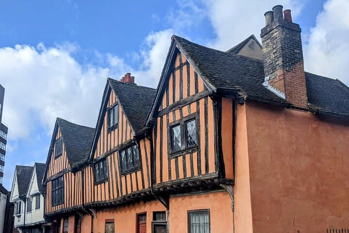 Tudor Ipswich Walking Exploration Game — Christchurch Park to the Historic Waterfront