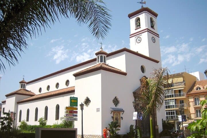 Fuengirola City Puzzle Walk: Self-Guided Treasure Hunt for Families