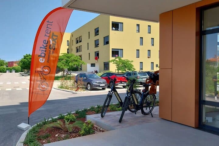 Explore Umag: Self-Guided E-Bike Tour Through Istria’s Vineyards and Coves photo 2