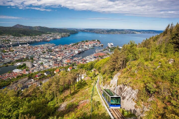 Explore Bergen’s Historic Core: Private City Sightseeing Tour photo 6