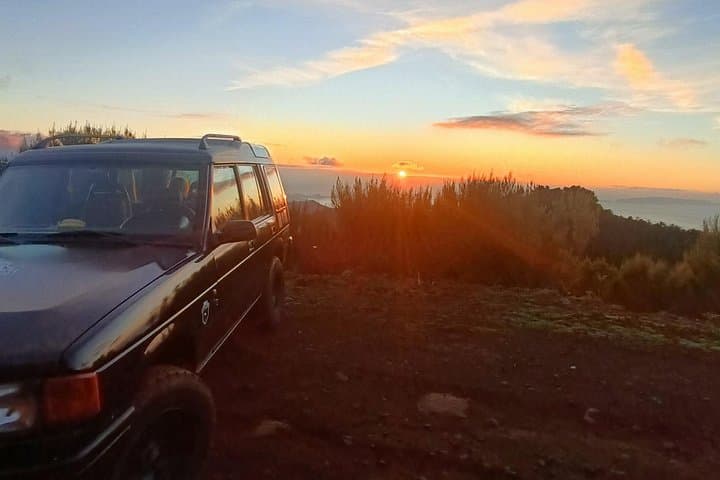 Sunrise at Pico do Arieiro: Half-Day Tour From Sea Level to 1818 m photo 4