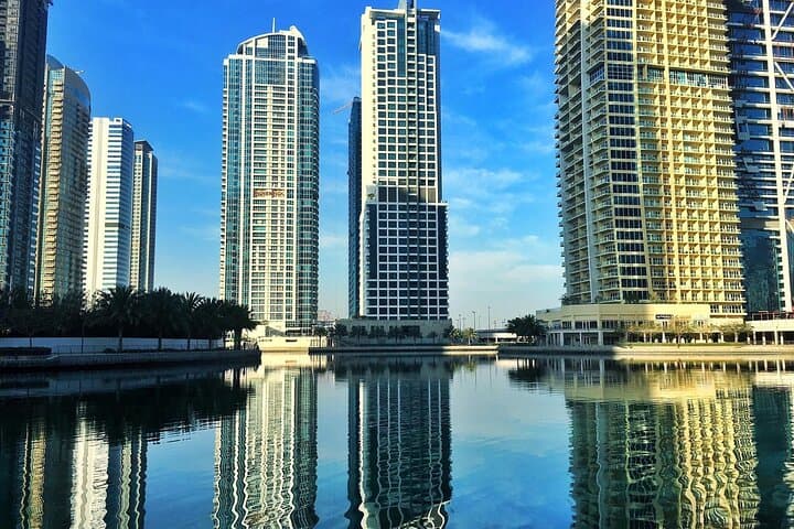 Effortless Jumeirah Lake Towers Pickup and Drop-Off — Private Transfers in Dubai