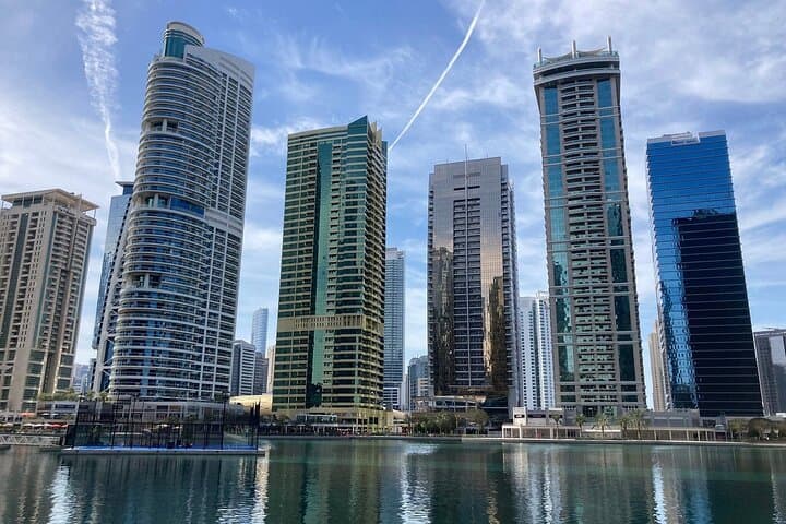 Effortless Jumeirah Lake Towers Pickup and Drop-Off — Private Transfers in Dubai photo 2