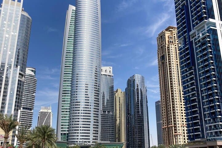 Effortless Jumeirah Lake Towers Pickup and Drop-Off — Private Transfers in Dubai photo 5