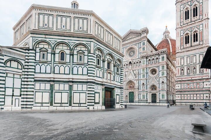 Inside Florence's Duomo Square: Guided Tour of the Cathedral, Baptistery & Bell Tower