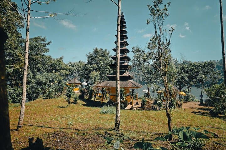 Bali Rainforest Hiking, Canoeing & Banyumala Waterfall Day Trip photo 5