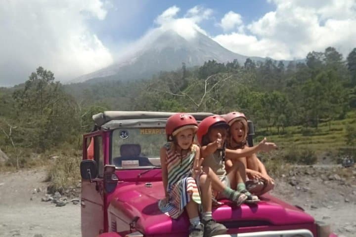 Borobudur, Merapi Jeep Lava Adventure & Prambanan Day Tour from Yogyakarta photo 4