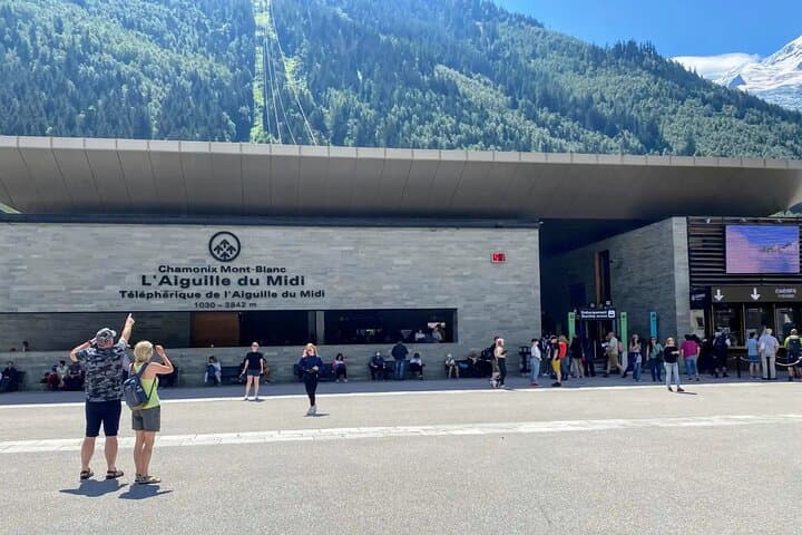 day-trip-to-chamonix-and-mont-blanc-from-geneva-practical-guide photo 2