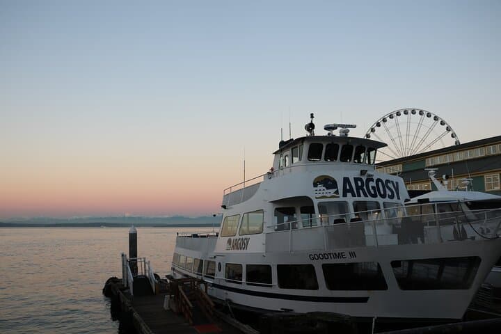 Seattle Summer Views Cruise — Golden-Hour Puget Sound Sightseeing photo 3