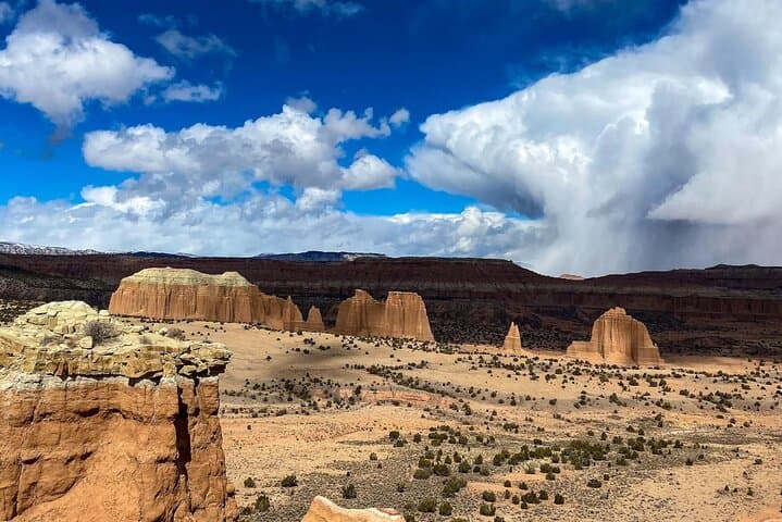 Capitol Reef Cathedral Valley & Bentonite Hills 4x4 Private Tour photo 2