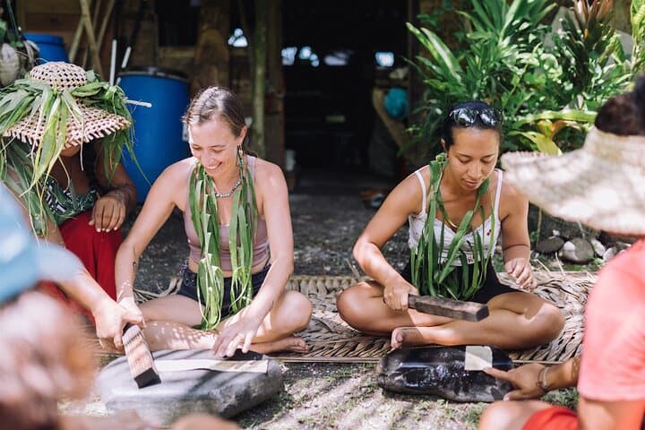 Polynesian Cultural Immersion: Cook a Traditional Meal with a Local Navigator photo 6