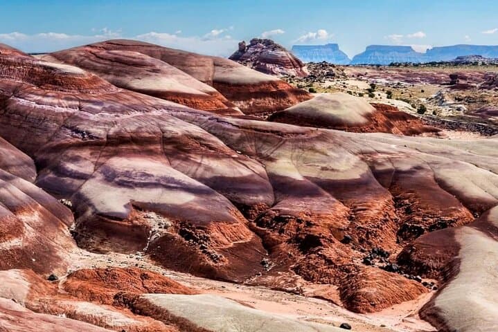 Exploring the Bentonite Hills: Capitol Reef’s Untamed Offroad Adventure