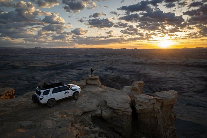Offroad to Moonscape Overlook & Factory Butte — Private 4‑Hour Tour from Hanksville photo 4