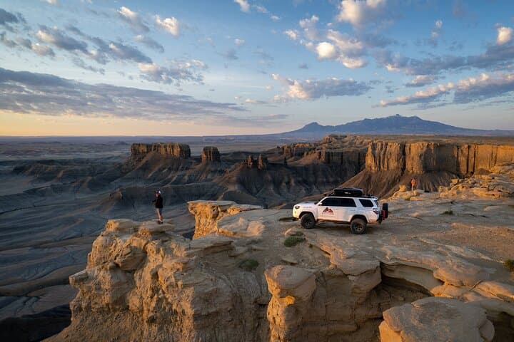 Offroad to Moonscape Overlook & Factory Butte — Private 4‑Hour Tour from Hanksville photo 1