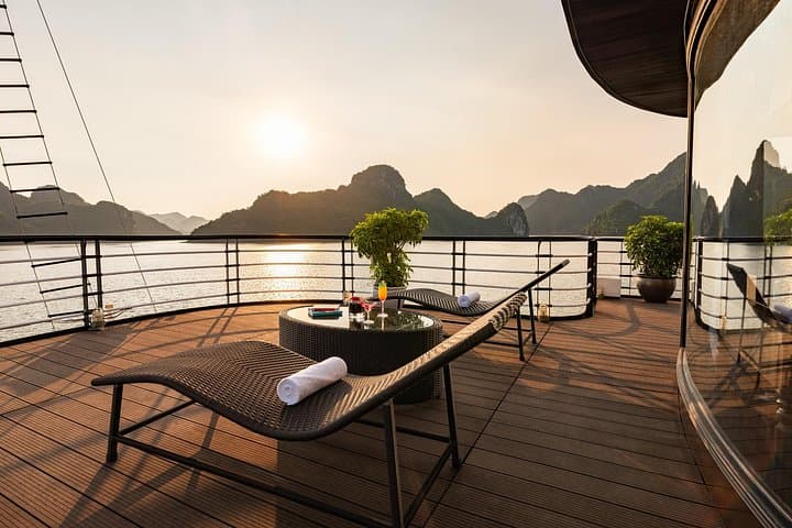2-Day Halong Bay Cruise: Lan Ha & Tuan Chau Escape from Hanoi photo 2