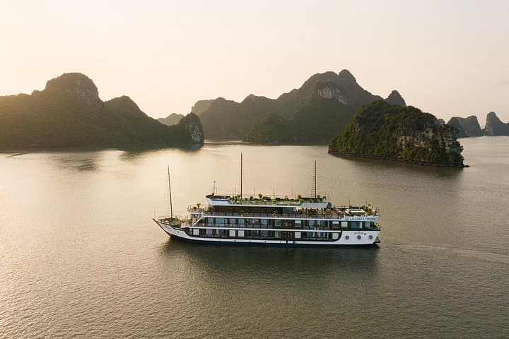 2-Day Halong Bay Cruise: Lan Ha & Tuan Chau Escape from Hanoi photo 1