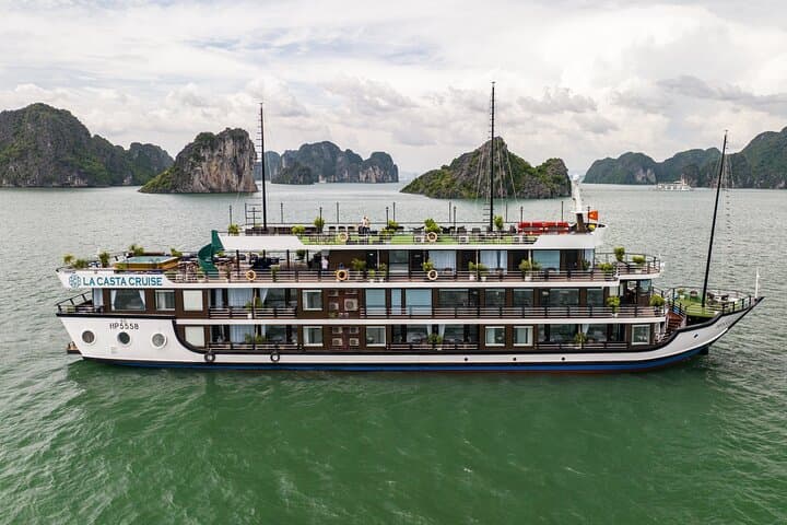 La Casta Victory Star: 3-Day Halong & Lan Ha Bay Cruise from Hanoi