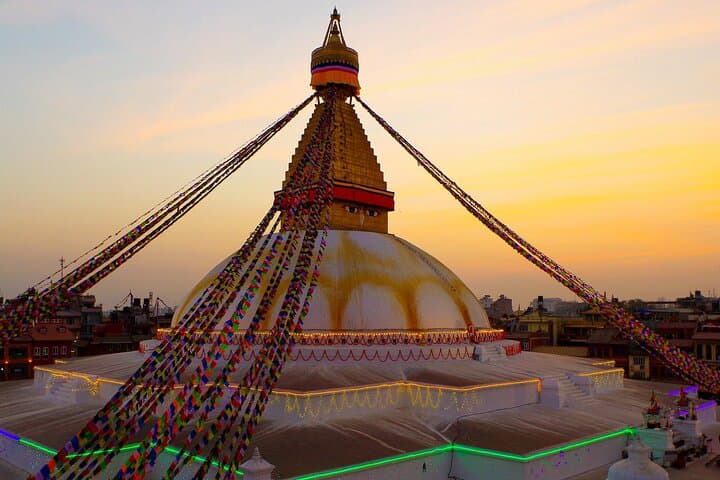 Half-Day Kathmandu Buddhist Temple Private Tour: Swayambhunath & Boudhanath photo 3