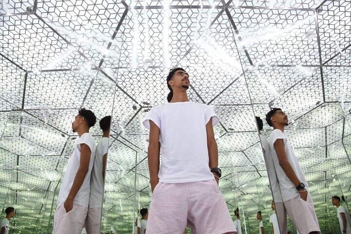 Museum of Illusions Dubai: Interactive Entry Tickets & Visitor Guide photo 4