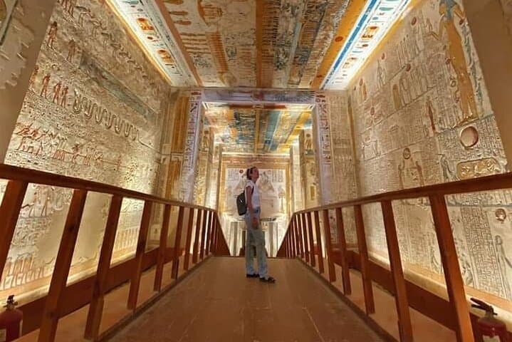 Luxor Day Trip from Cairo by Flight — Kings, Queens & Karnak photo 6