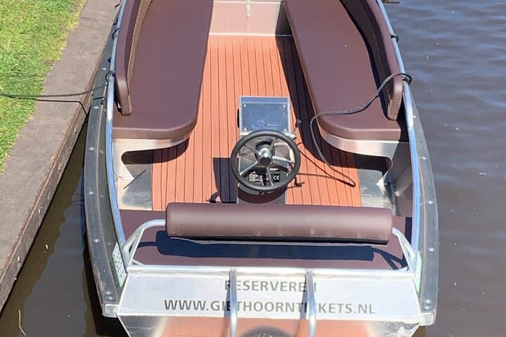 Giethoorn & Afsluitdijk: Private Day Tour from Amsterdam photo 3