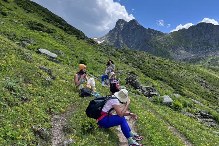 Avusor Glacier Lakes & Huser Sunset: Kaçkar Mountains Day Hike photo 6