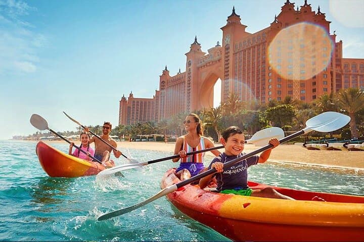 Kayaking the Palm: 1-Hour Dubai Skyline Kayak Tour photo 3