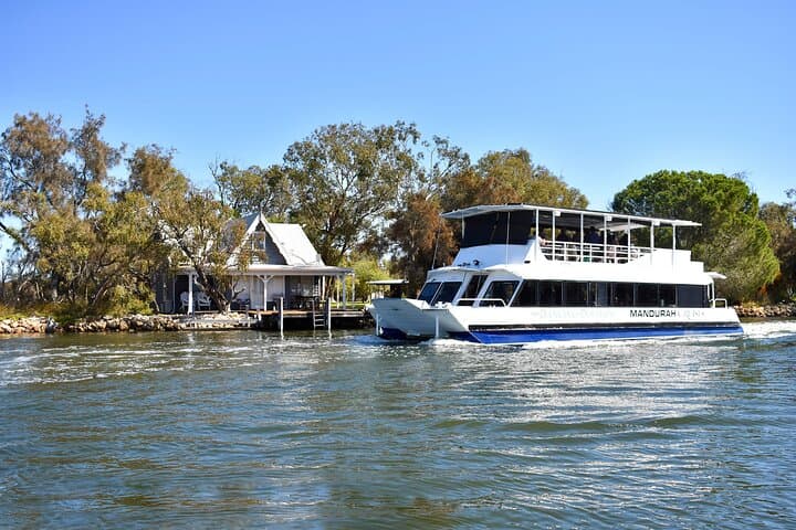 Murray River Lunch Cruise: Mandurah Scenic Buffet and Dolphin-Spotting Tour photo 2