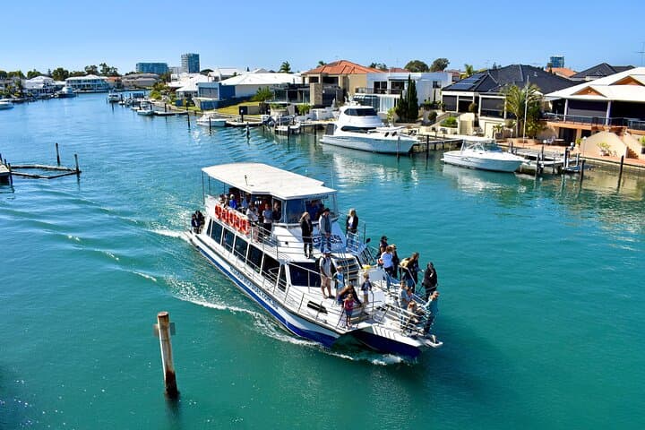 Mandurah Dolphin Cruise and Scenic Canal Views photo 2