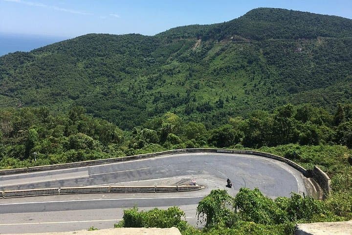 Ride the Hai Van Pass: One-Way Scooter Adventure from Hoi An to Hue photo 3