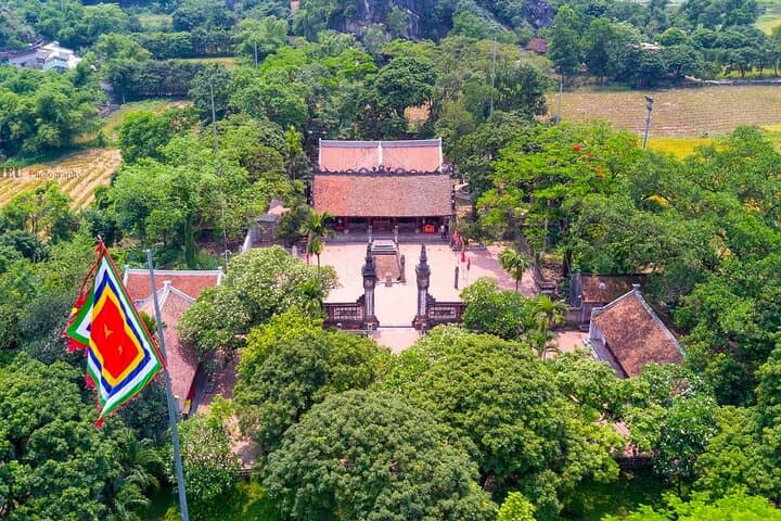 Hanoi to Tam Coc & Mua Cave: Private Full-Day Tour to Hoa Lu and Local Village photo 5