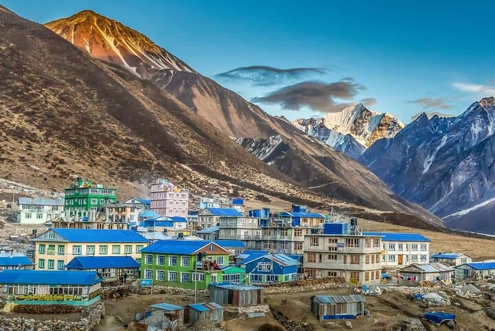 Six-Day Langtang Valley Trek from Kathmandu — Kyanjin Gompa & Tamang Villages photo 4