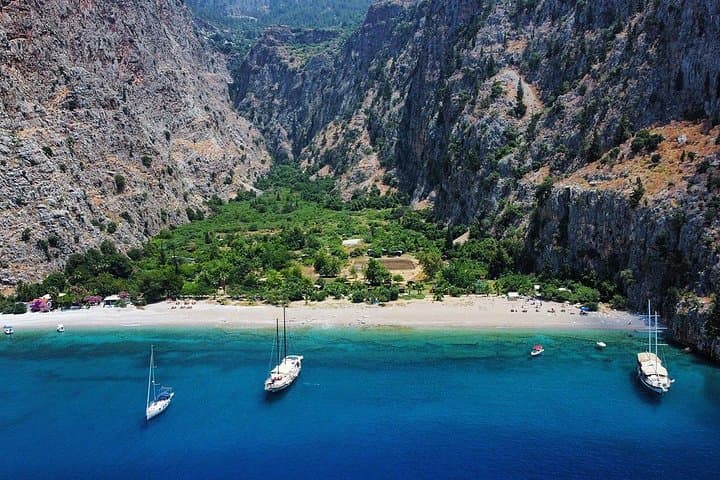 Fethiye to Olympos Gulet Cruise — 4-Day Blue Cruise for 18–39s photo 4