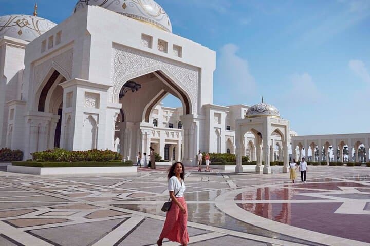 Full-Day Abu Dhabi City Tour: Sheikh Zayed, Corniche & Cultural Highlights