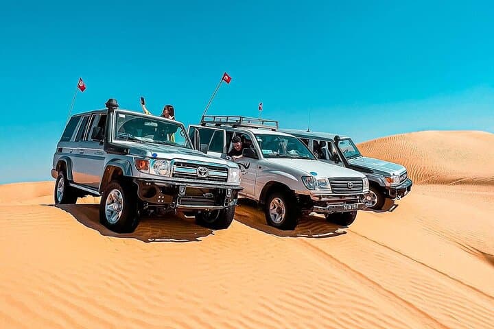 Private 4x4 Day Trip to Ksar Ghilane Oasis photo 3