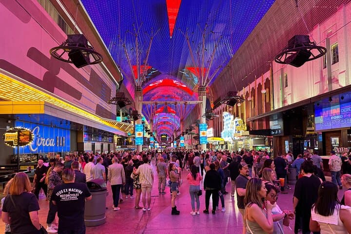 Ultimate Las Vegas Tour: Private 4-Hour Strip & Downtown Highlights photo 2