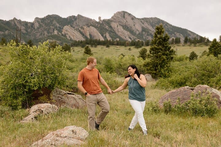 Flatirons Scenic Mountain Photoshoot — Private 1-Hour Session in Boulder photo 5