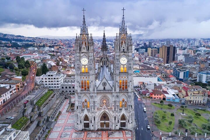 Traversing Ecuador: Quito, Amazon, Cotopaxi & Quilotoa in 12 Days photo 3