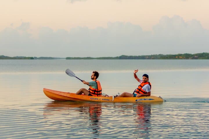 Explore Bacalar Lagoon by Kayak: Full-Day Rentals and Route Tips photo 4