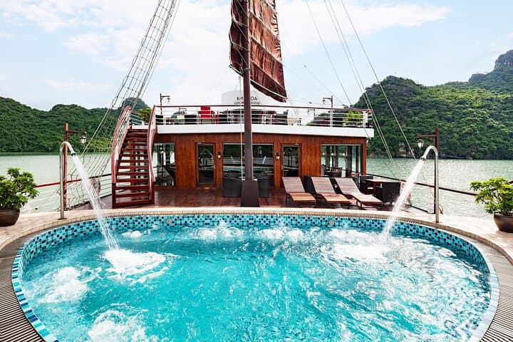 Amanda Cruise: Luxury 2-Day Halong & Lan Ha Bay Cruise Guide photo 5