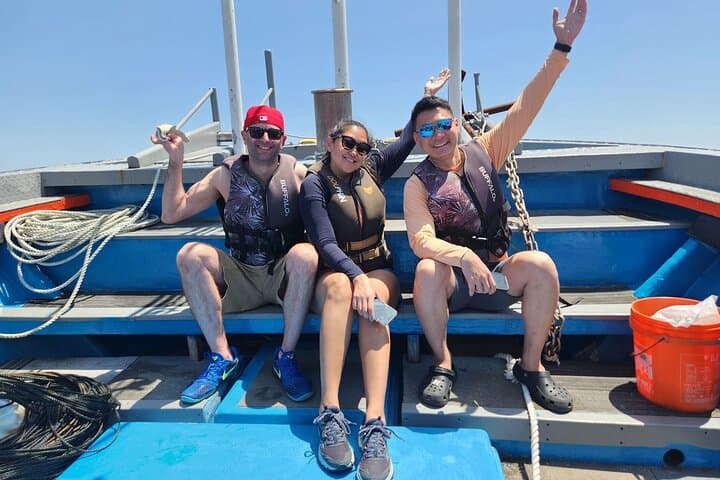 Jeju Sea Boat Fishing Tour with Fresh Seafood Lunch — Half-Day Adventure Near Jeju Airport