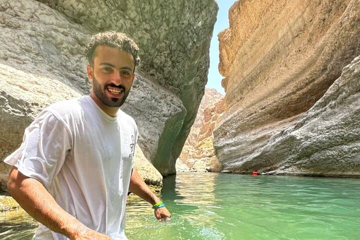 Wadi Shab and Bimmah Sinkhole Day Tour from Muscat photo 4