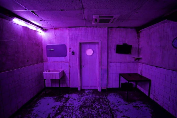 SAWtopsy Horror Escape Room in Stockport — moviESCAPE Experience