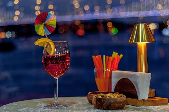 Istanbul Bosphorus Dinner Cruise: VIP Menu, Live Dance Shows & Nighttime Views