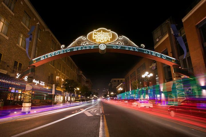 Self-Guided San Diego Bar Crawl: Epic Scavenger Hunt in the Gaslamp photo 6