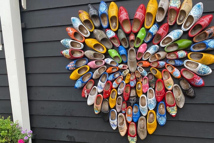 Zaanse Schans Windmills, Cheese Tasting & Volendam: Half-Day Private Tour from Amsterdam photo 4