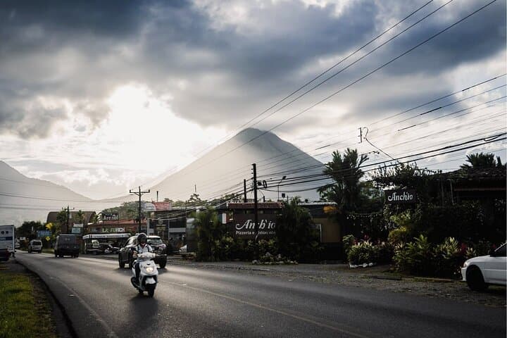 Private Transfer Caño Blanco & La Pavona to Arenal — Door-to-Door Ride to La Fortuna photo 5